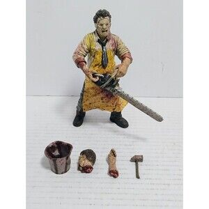 1998 MCFARLANE TOYS MOVIE MANIACS SERIES 1 LEATHERFACE BLOODY VERSION FIGURE